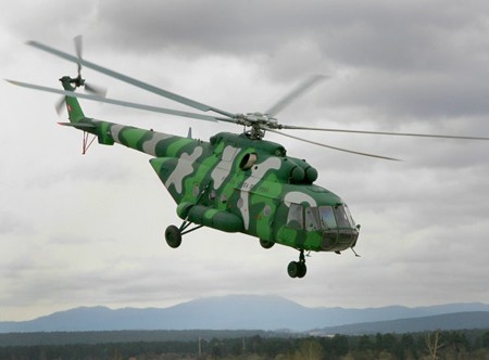 Trực thăng Mi-171SH của quân đội Peru đang thực hiện nhiệm vụ cứu nạn